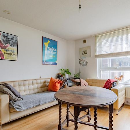 Characterful 1 Bedroom Flat Close To Dlr Londyn Zewnętrze zdjęcie