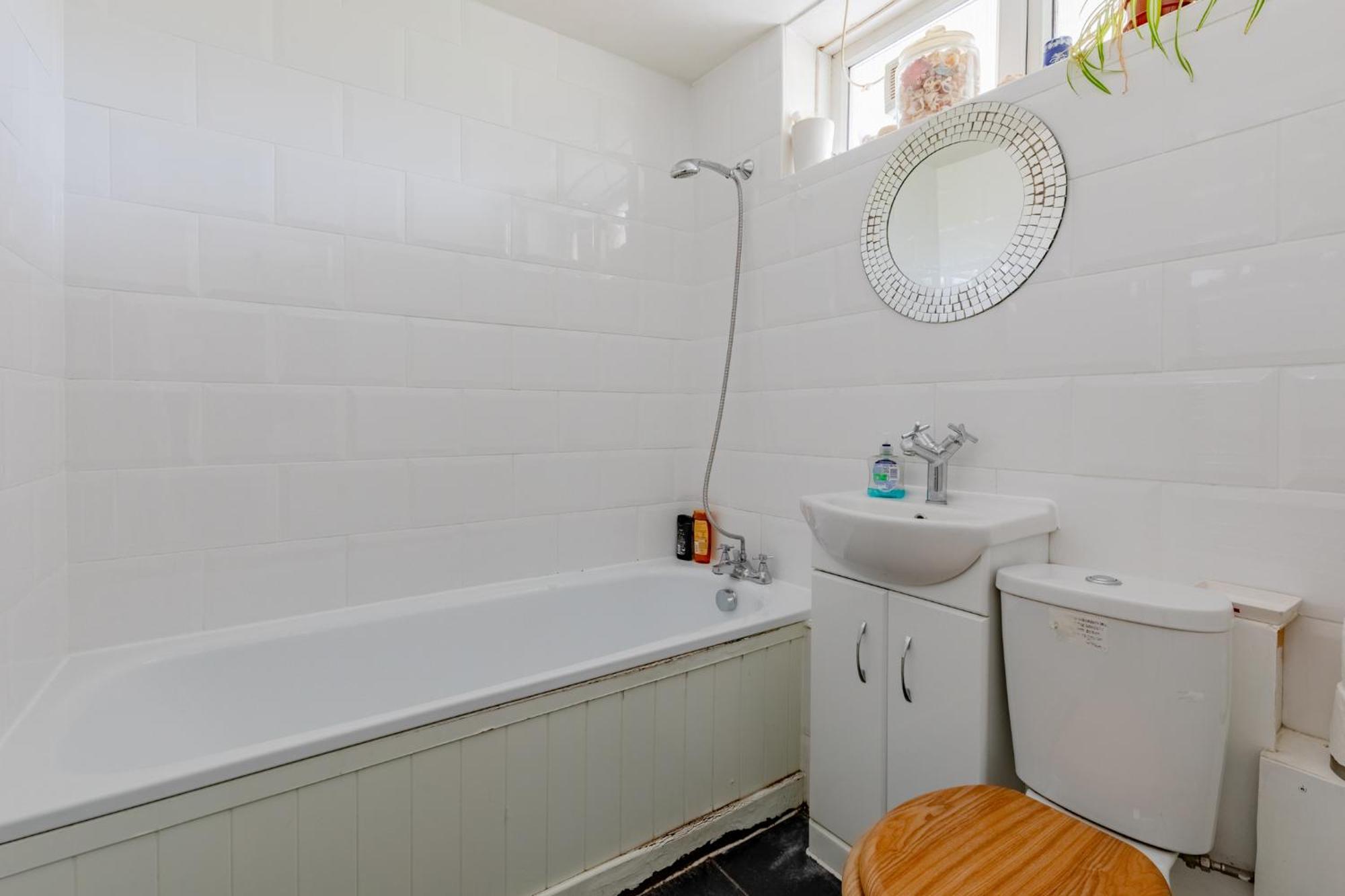 Characterful 1 Bedroom Flat Close To Dlr Londyn Zewnętrze zdjęcie